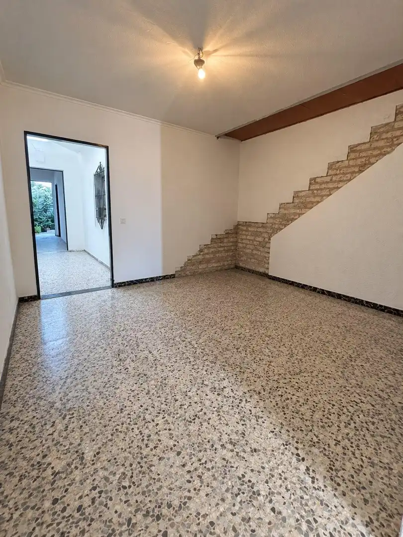 Houses for sale in Arahal, Sevilla