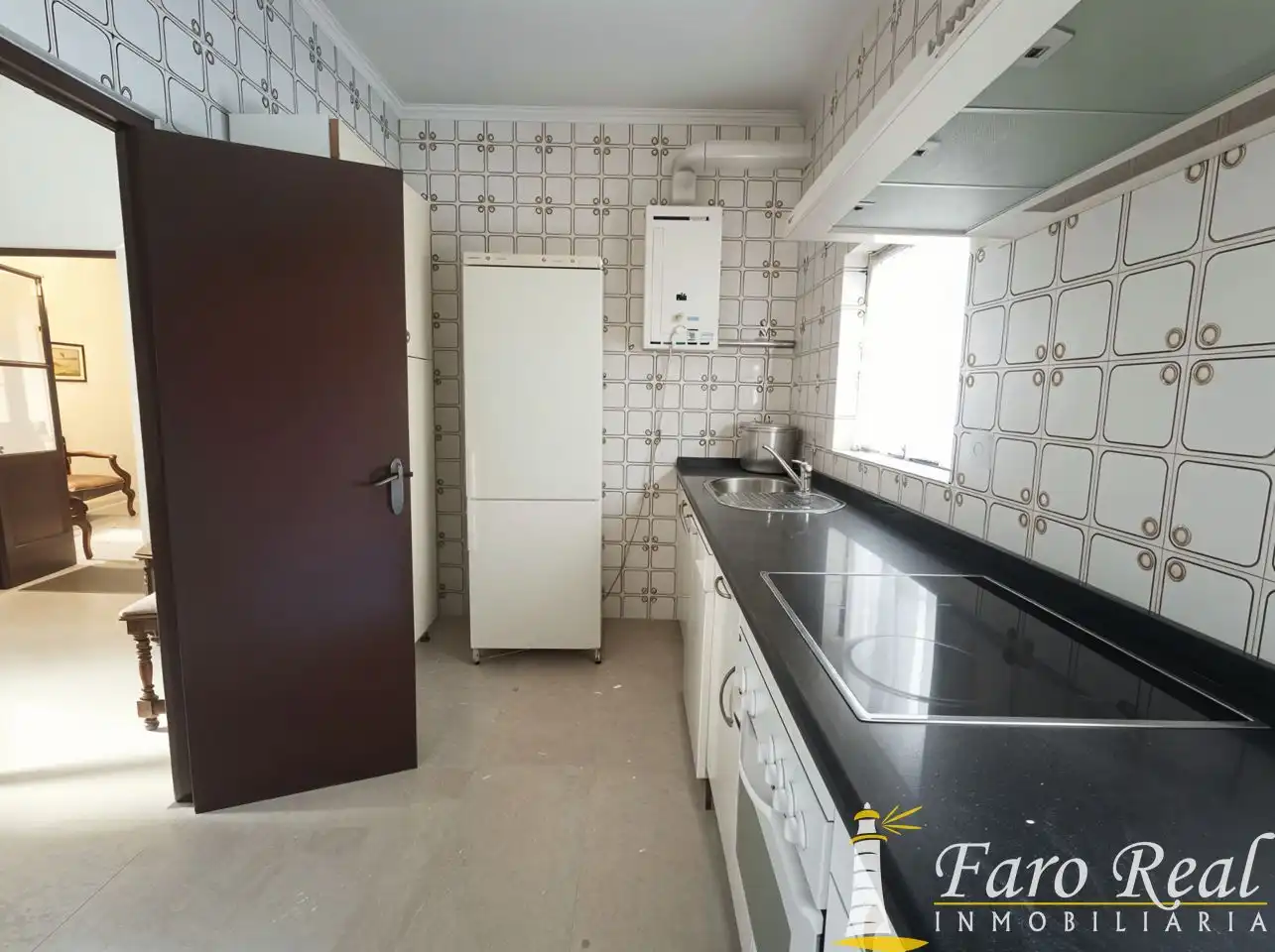 Kitchen of Detached homes for sale in Sanlúcar de Barrameda
