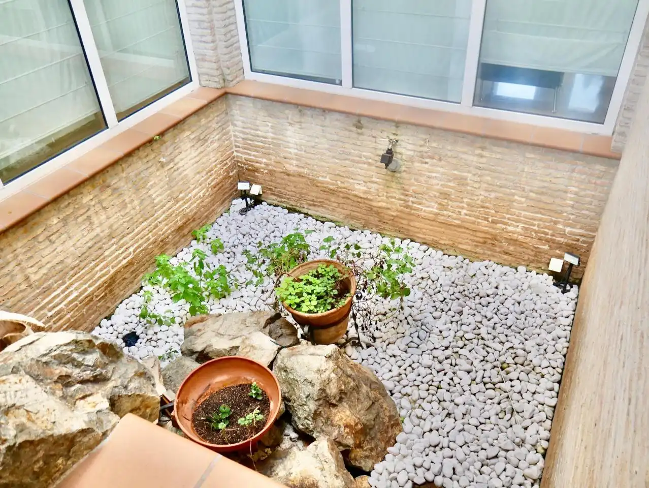 Jardí de Casa o xalet en venda en Tomares amb Aire condicionat, Jardí privat i Parquet