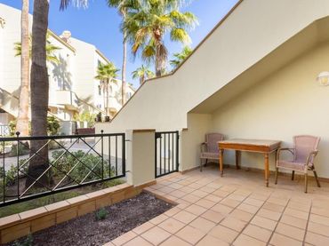 Apartment with garden for sale in Costa Adeje
