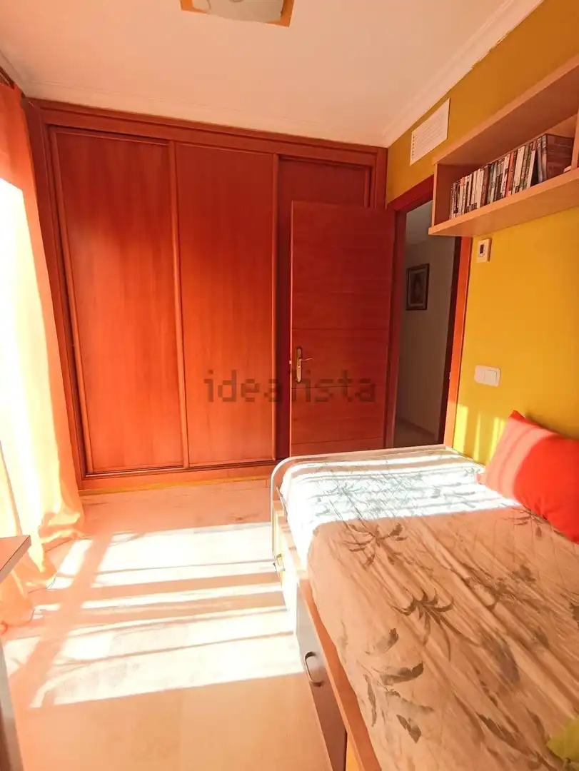 Bedroom of Attic for sale in Málaga  with Air Conditioner, Heating and Private garden