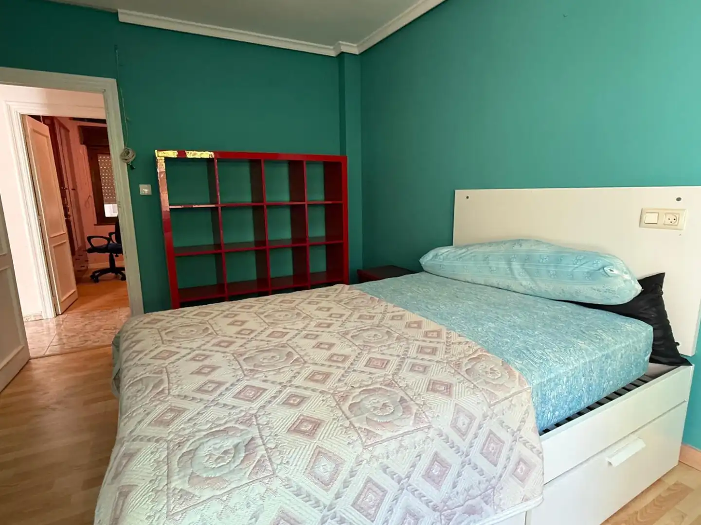 Dormitori de Pis en venda en Corvera de Asturias amb Calefacció, Parquet i Terrassa