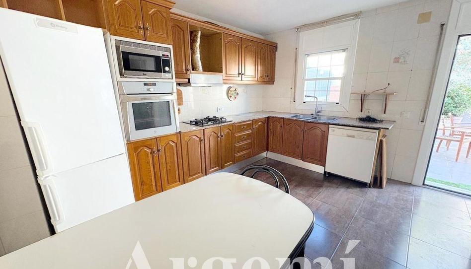 Photo 1 of Single-family semi-detached for sale in Palau-solità i Plegamans, Barcelona