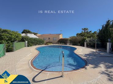 Xalet amb piscina en venda a Los Balcones - Los Altos