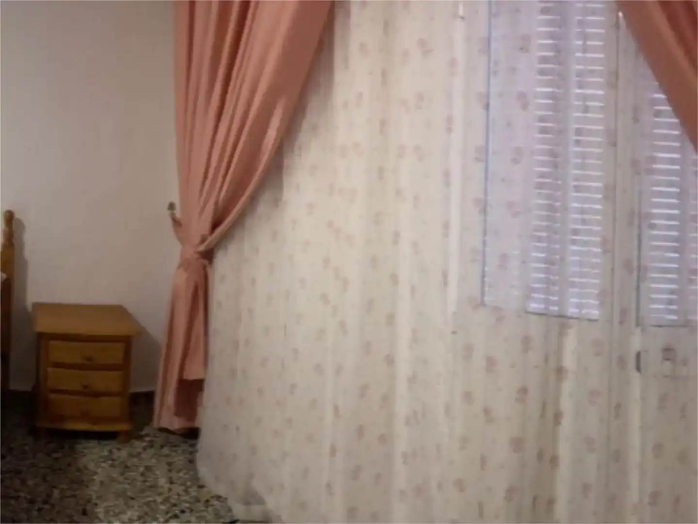 Dormitori de Casa adosada en venda en Igualeja amb Traster, Moblat i Balcó
