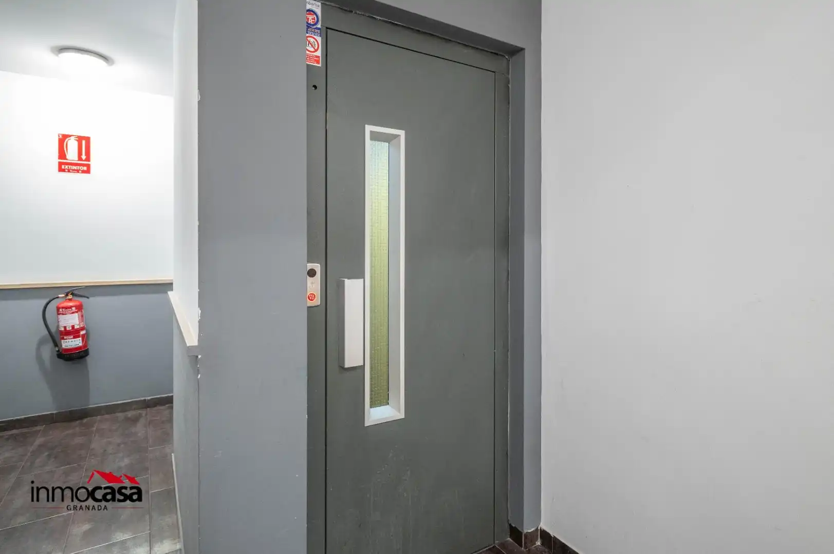 Piso en venta en Atarfe con Piscina comunitaria