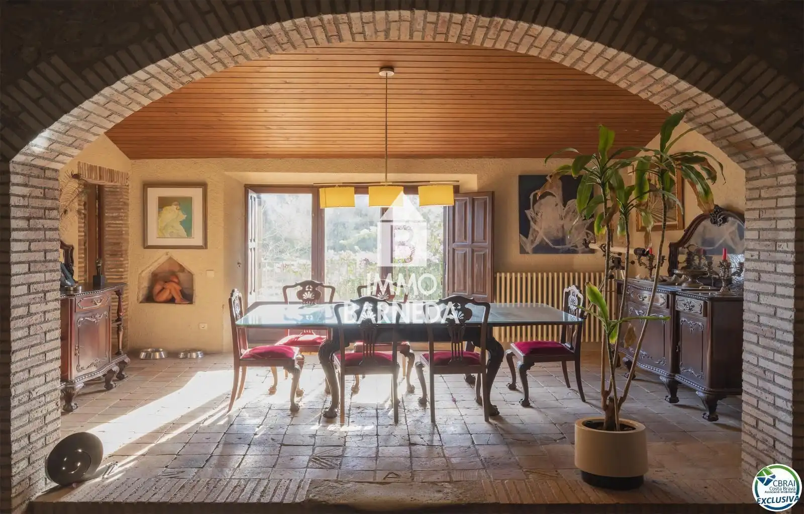Esszimmer von Haus oder Chalet zum Verkauf in Sant Miquel de Fluvià mit Klimaanlage, Heizung und Privatgarten