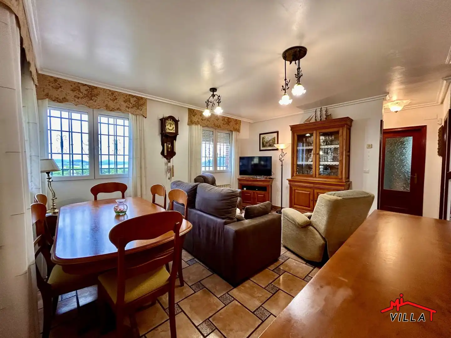 Sala de estar de Casa o chalet en venta en Limpias con Calefacción y Piscina comunitaria