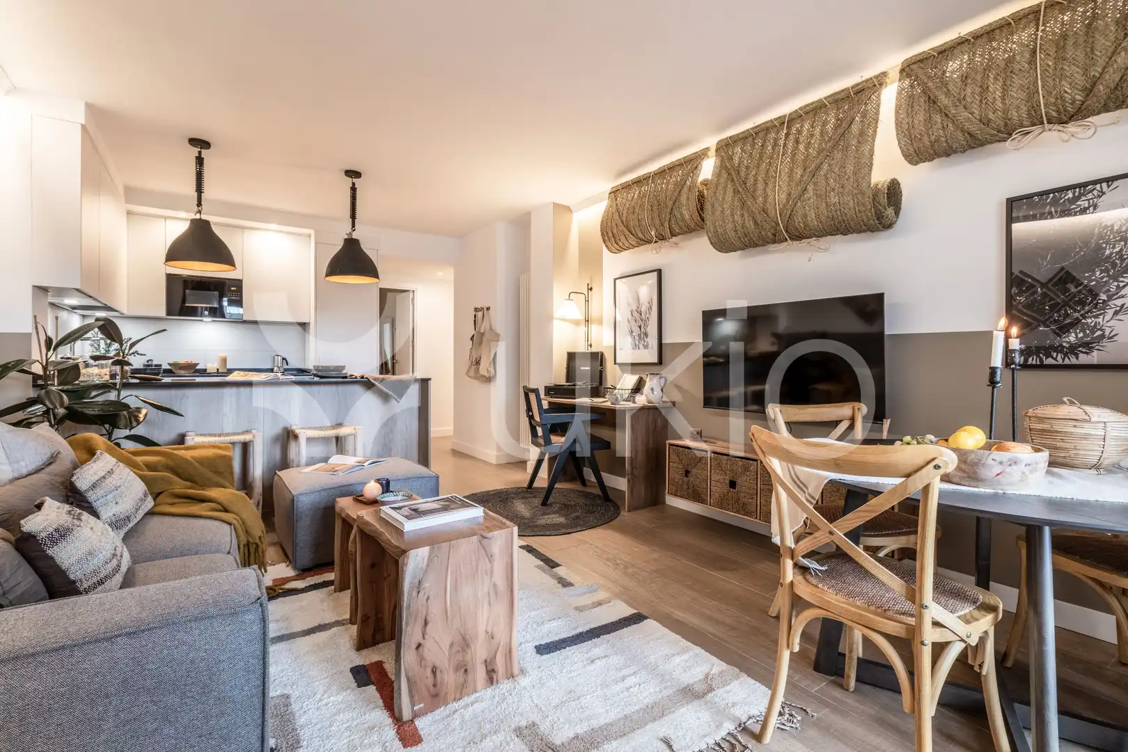 Living room of Apartments for rent in Madrid  with Air Conditioner, Furnished and Washing machine