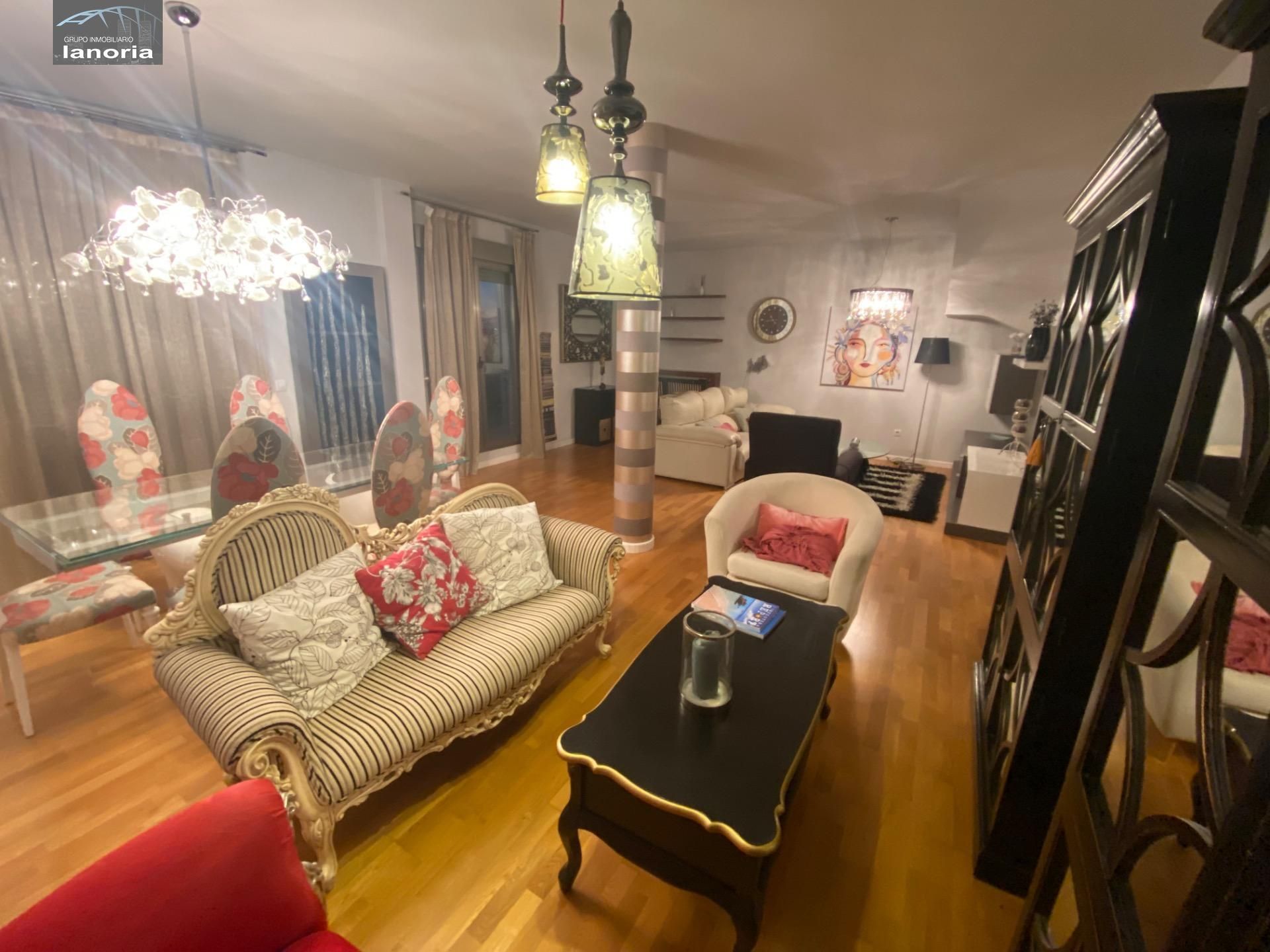 Dúplex de lloguer a Universidad