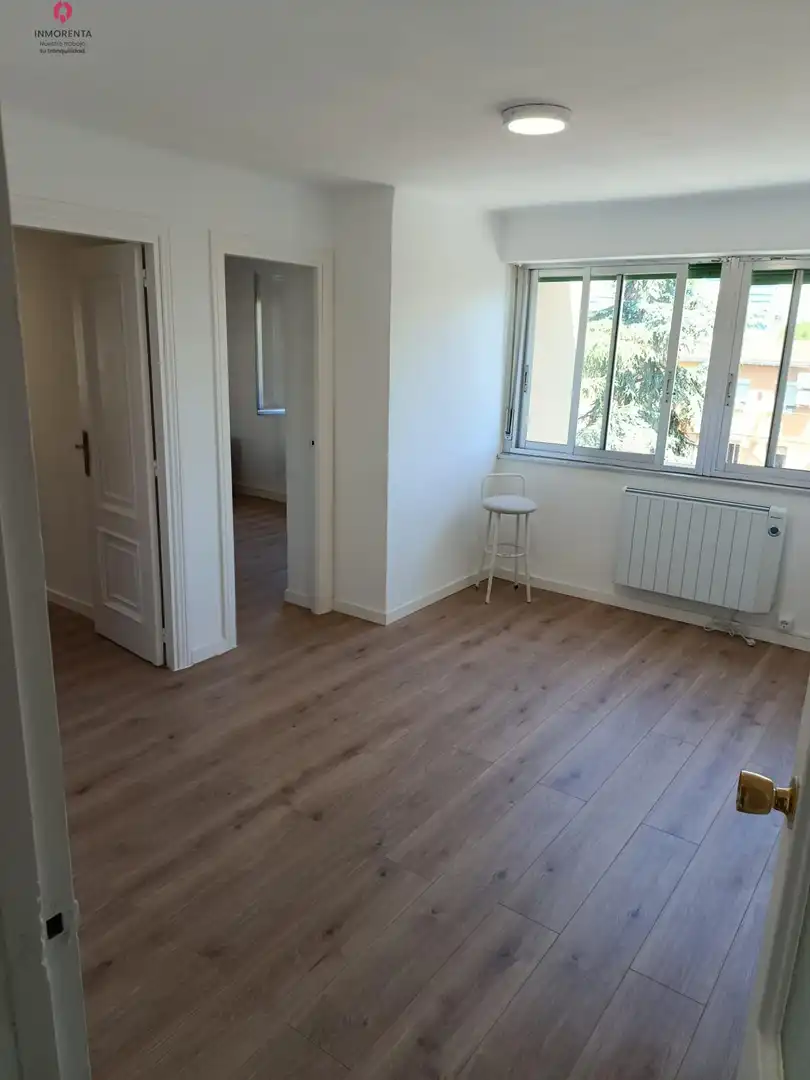 Schlafzimmer von Wohnung zur Miete in Madrid mit Klimaanlage und Heizung