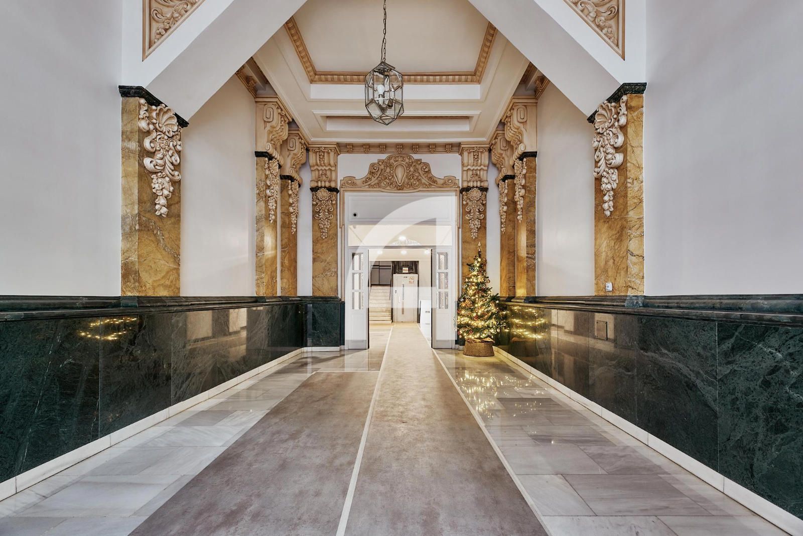 Flat for sale in  Madrid Capital  with Air Conditioner, Heating and Furnished