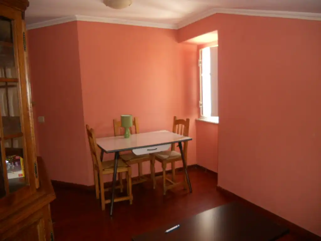 Dining room of Flat for rent in Santiago de Compostela   with Heating, Furnished and Oven