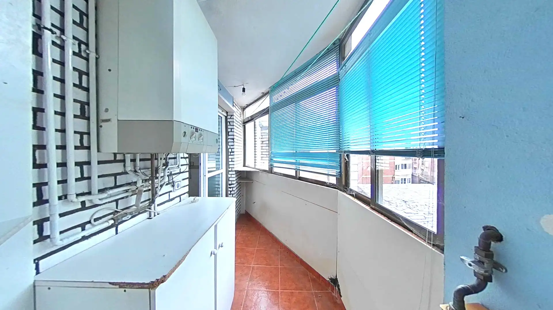 Küche von Wohnung zum Verkauf in Bembibre mit Heizung und Balkon