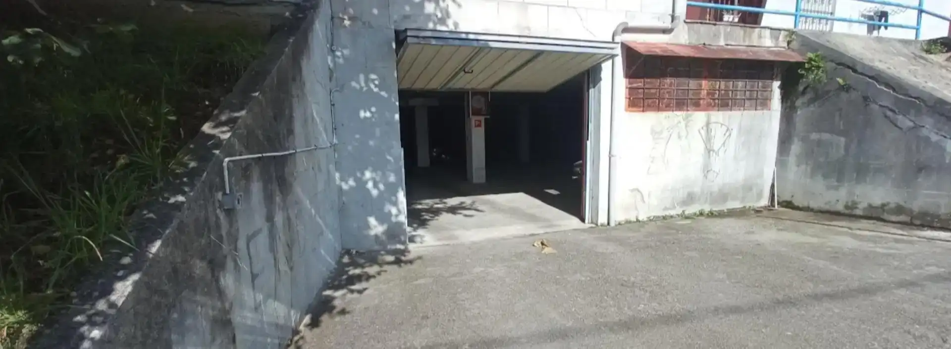 Parking of Garage for rent in Riotuerto