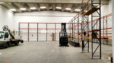 Foto 5 von Fabrikhallen zur Miete in Galdakao, Bizkaia