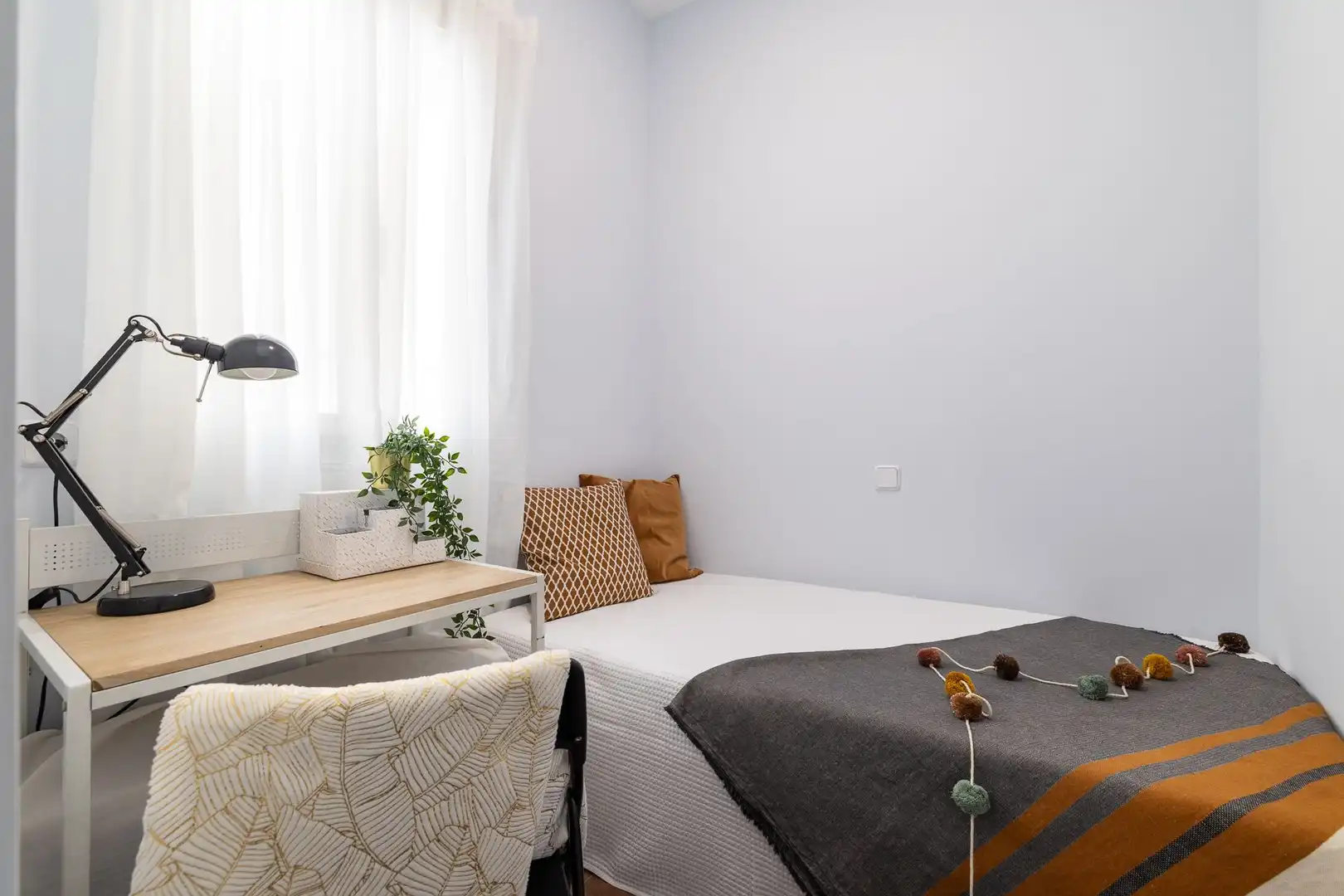 Bedroom of Apartments for sale in Arganzuela