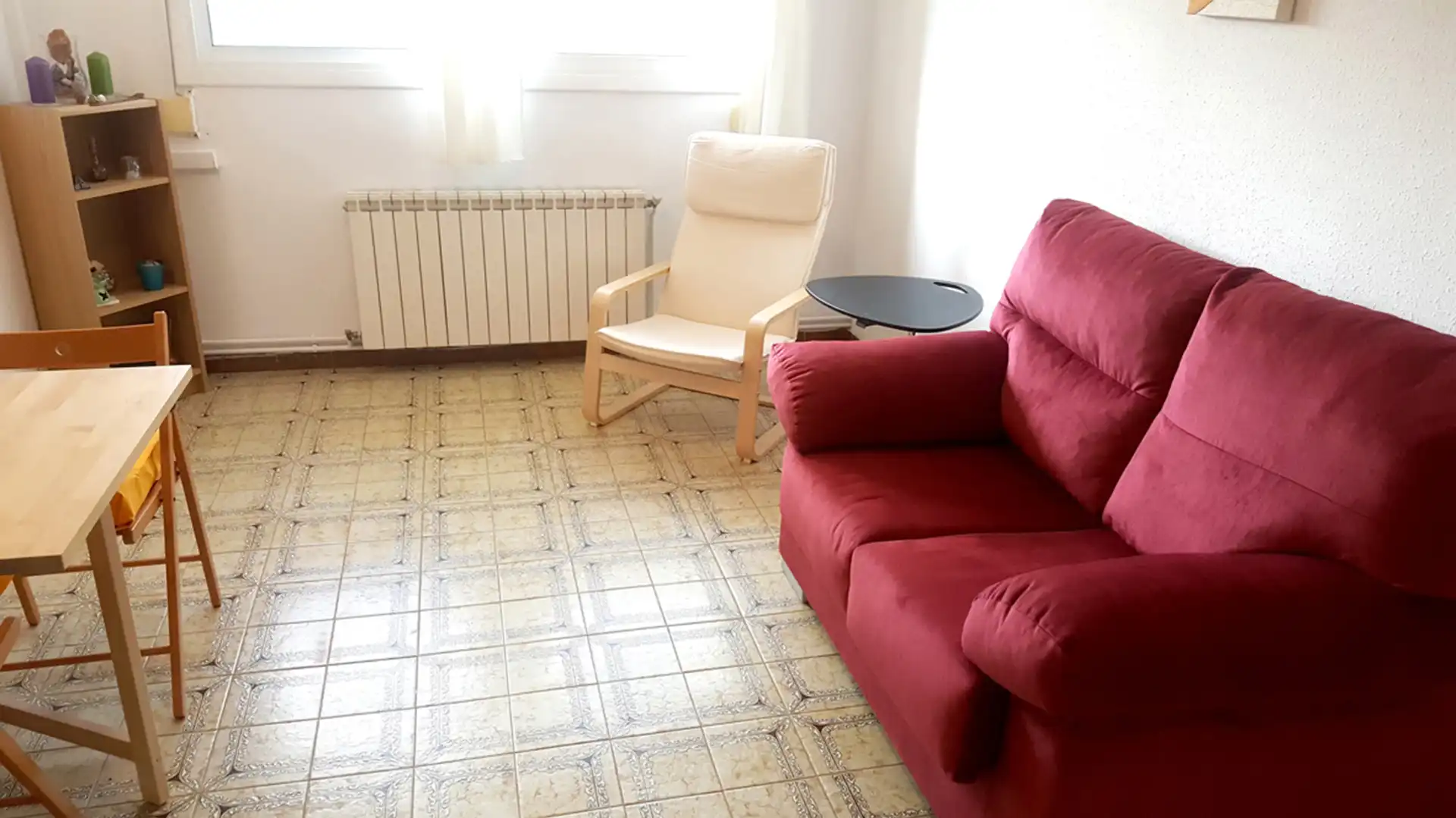 Sala d'estar de Pis en venda en Badia del Vallès amb Aire condicionat, Calefacció i Moblat