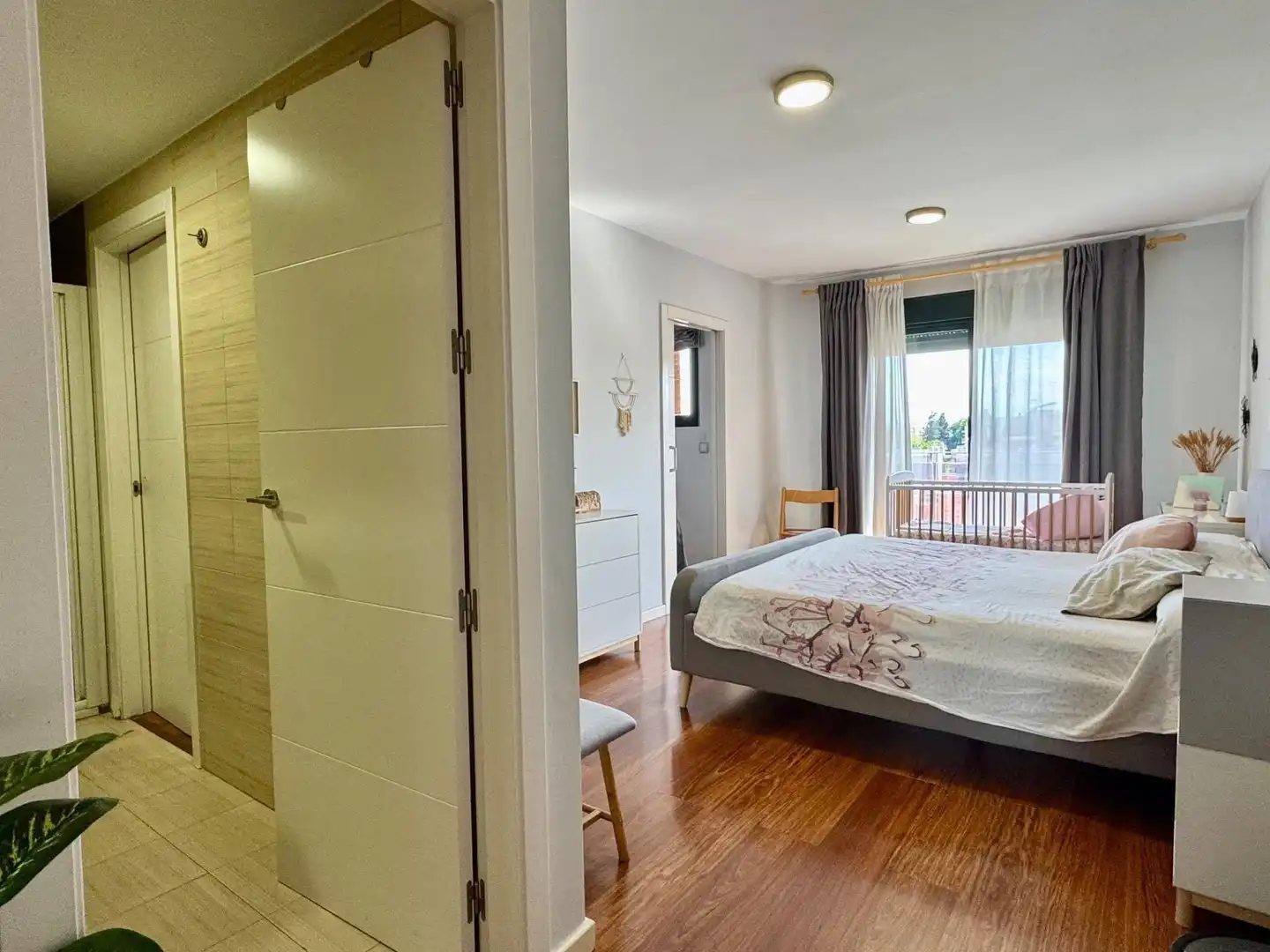 Habitación de Ático en venta en Murcia con Aire acondicionado, Terraza y Balcón