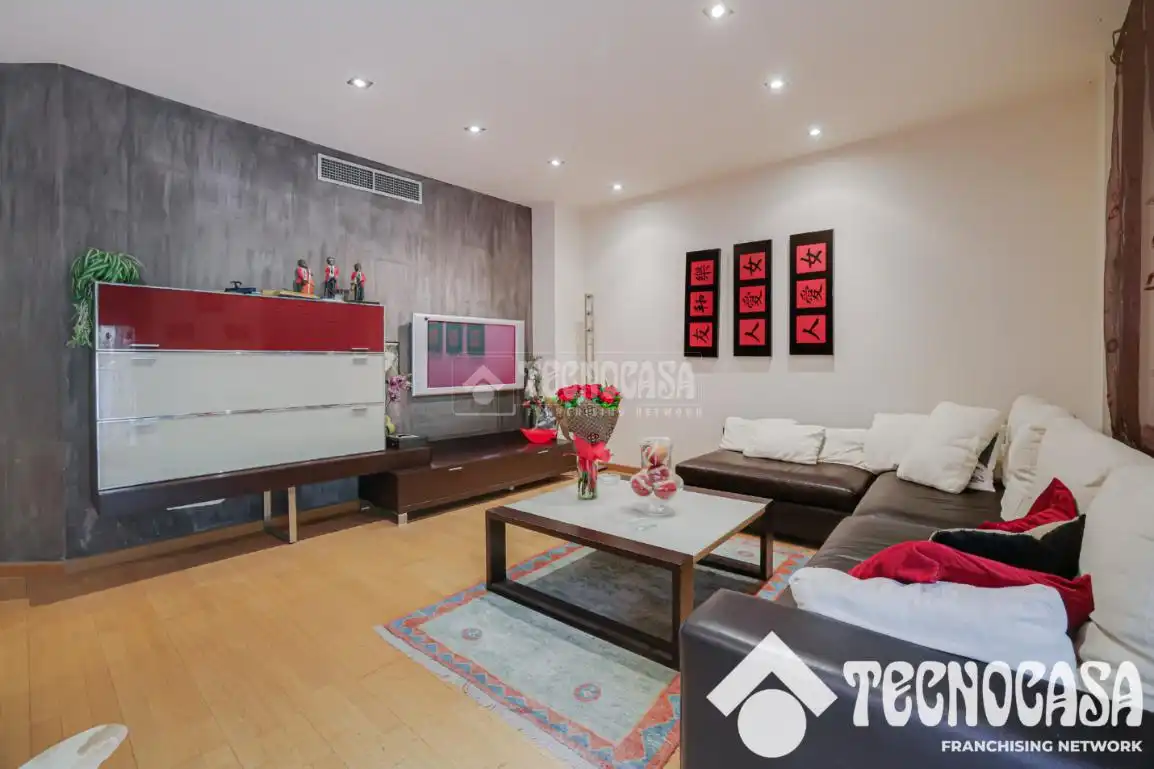 Wohnzimmer von Wohnung zum Verkauf in Barcelona mit Klimaanlage, Abstellraum und Balkon
