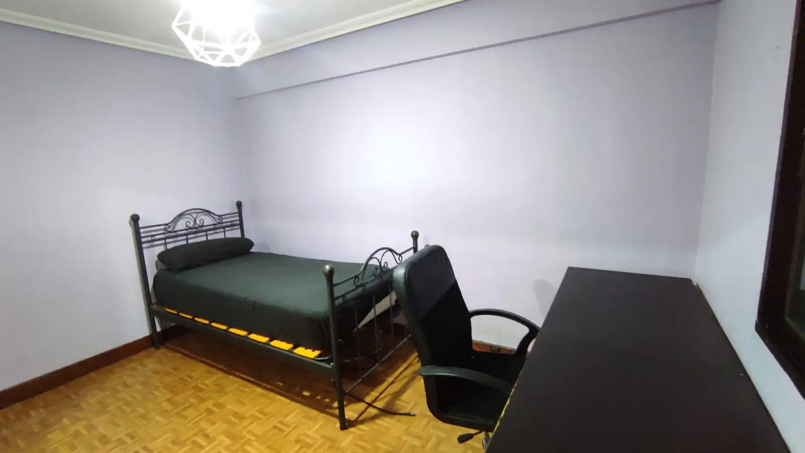 Bedroom of Flat for sale in Ermua  with Heating, Furnished and Balcony