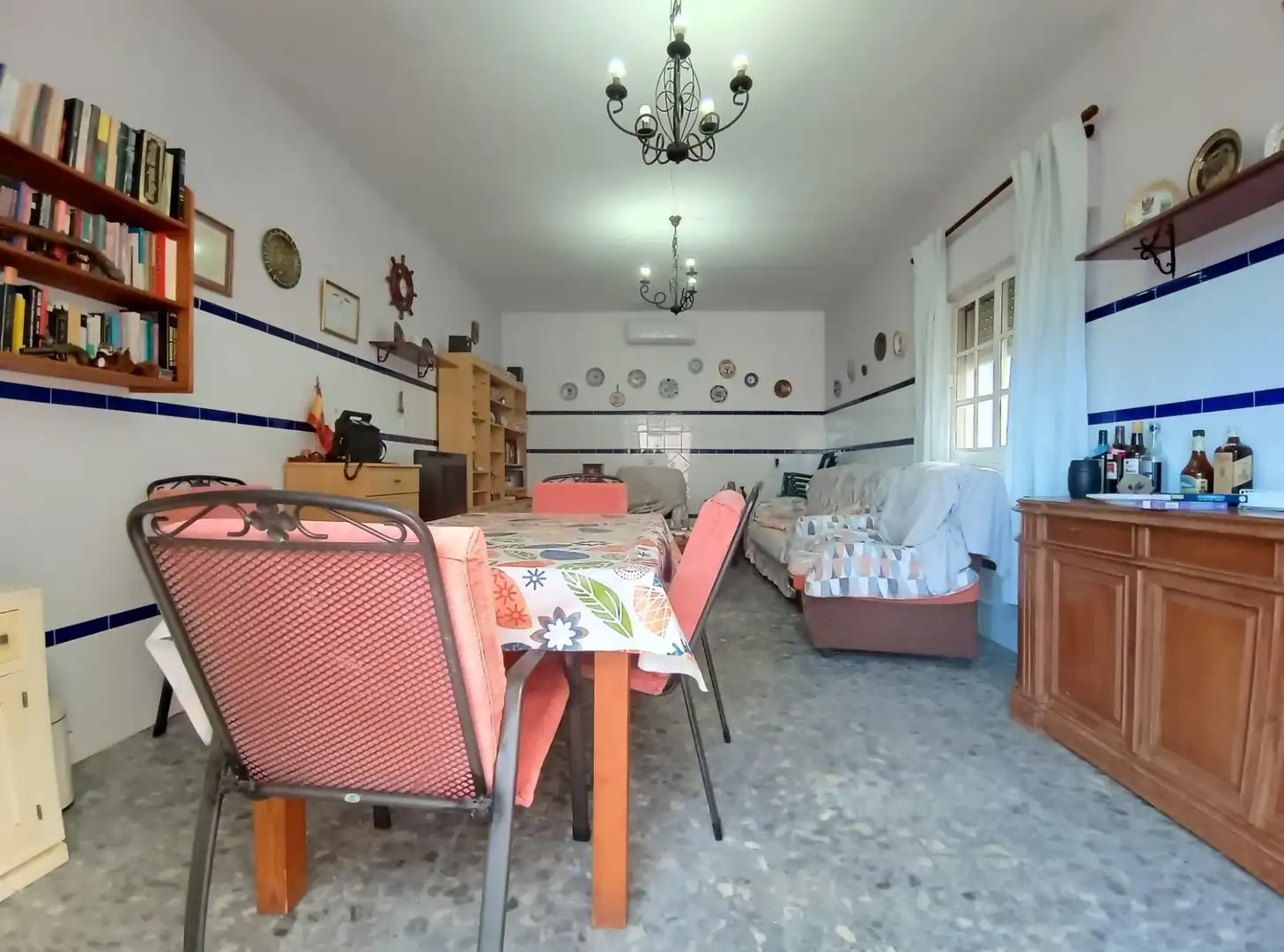 Comedor de Casa o chalet en venta en Chiclana de la Frontera con Jardín privado