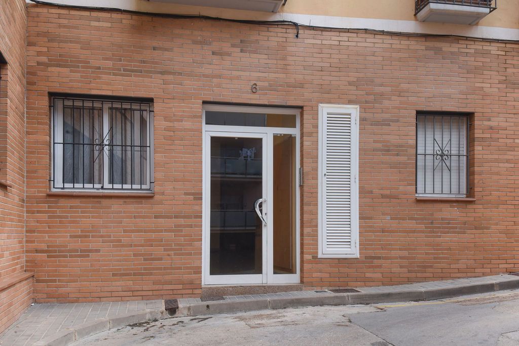 Flat for sale in C/ Segre, Mont Ferrant - Joan Carles I