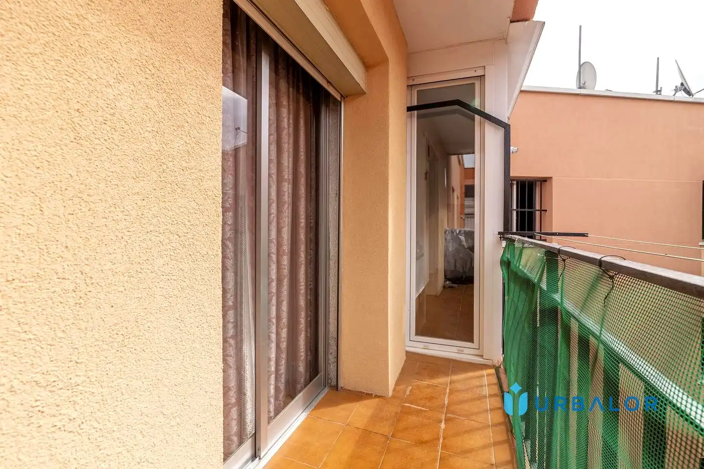 Terraza de Piso en venta en Alcorcón con Calefacción, Terraza y Alarma