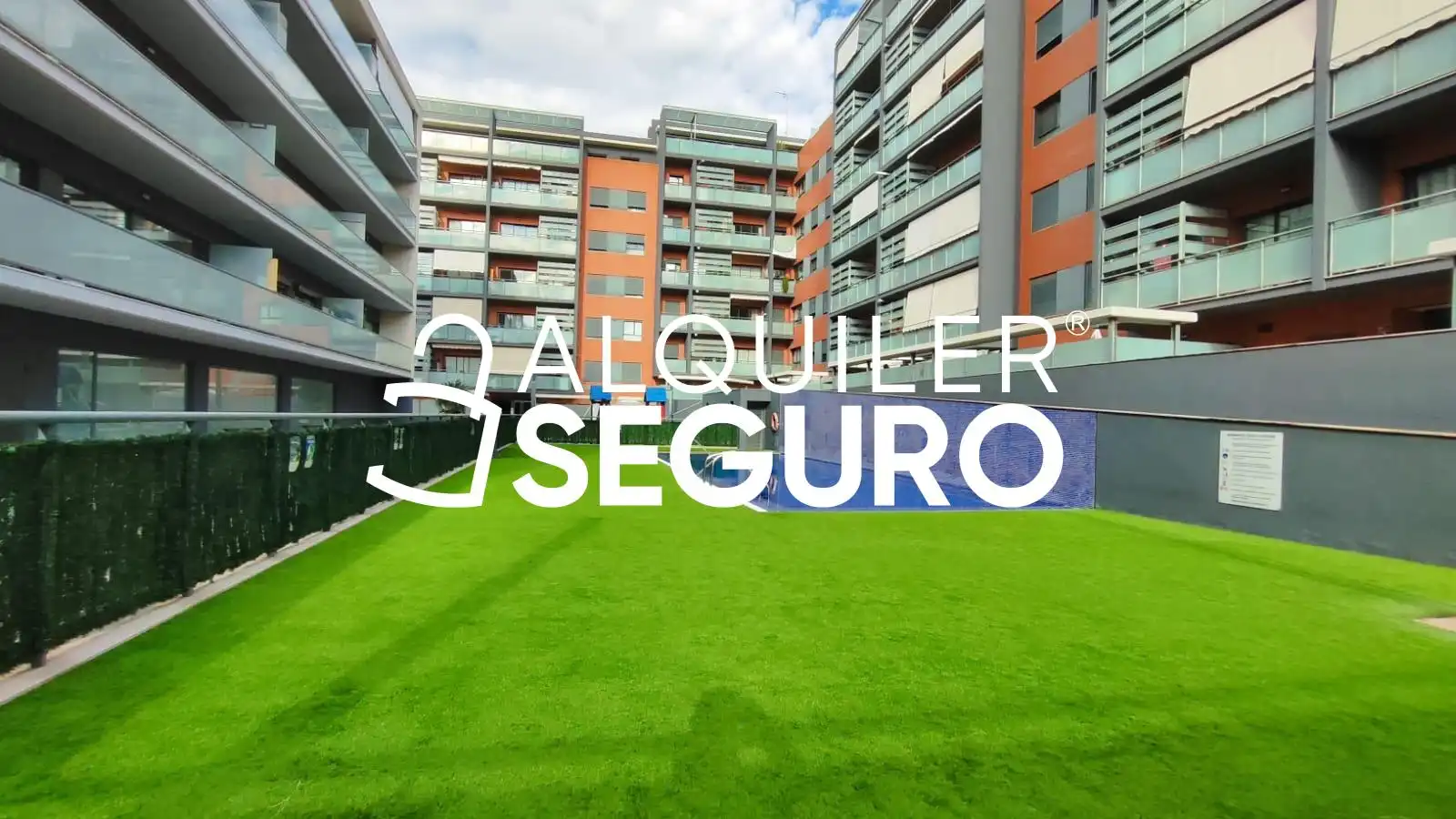 Vista exterior de Piso de alquiler en Paterna con Aire acondicionado, Calefacción y Terraza