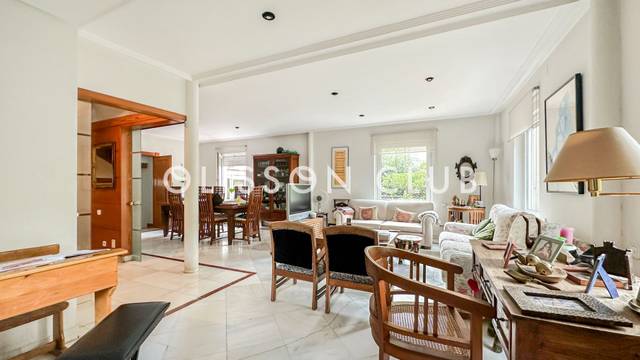 Casa-chalet en Venta en Niño Jesús