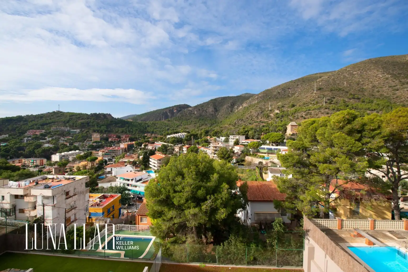 Vista exterior de Casa o chalet en venta en Castelldefels
