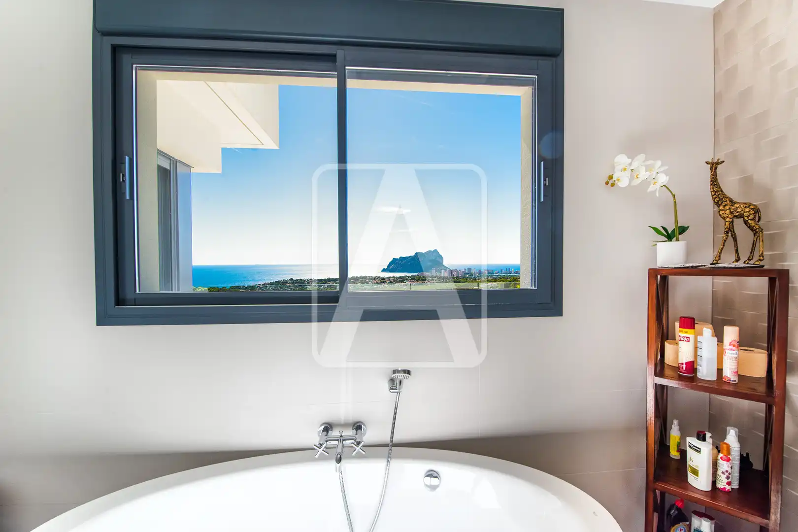 Detached house with pool for sale in La Fustera, imagen 10