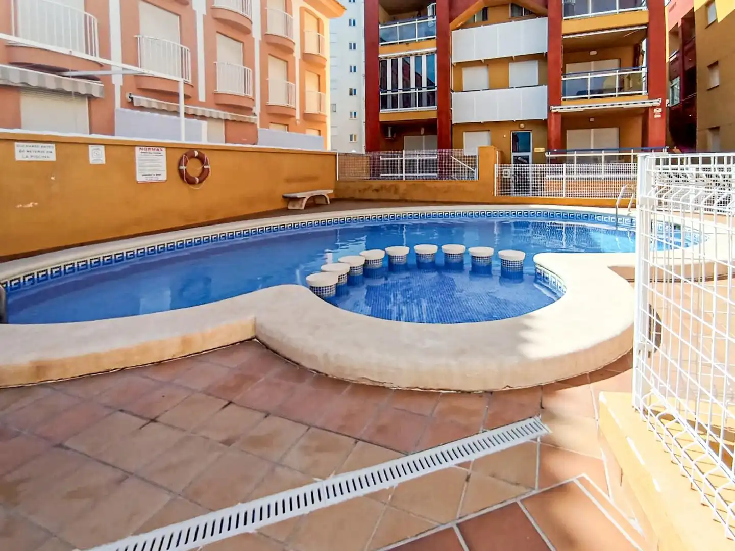 Piano terra con terrazza in vendita a MAR MEDITERRANIA DE LA