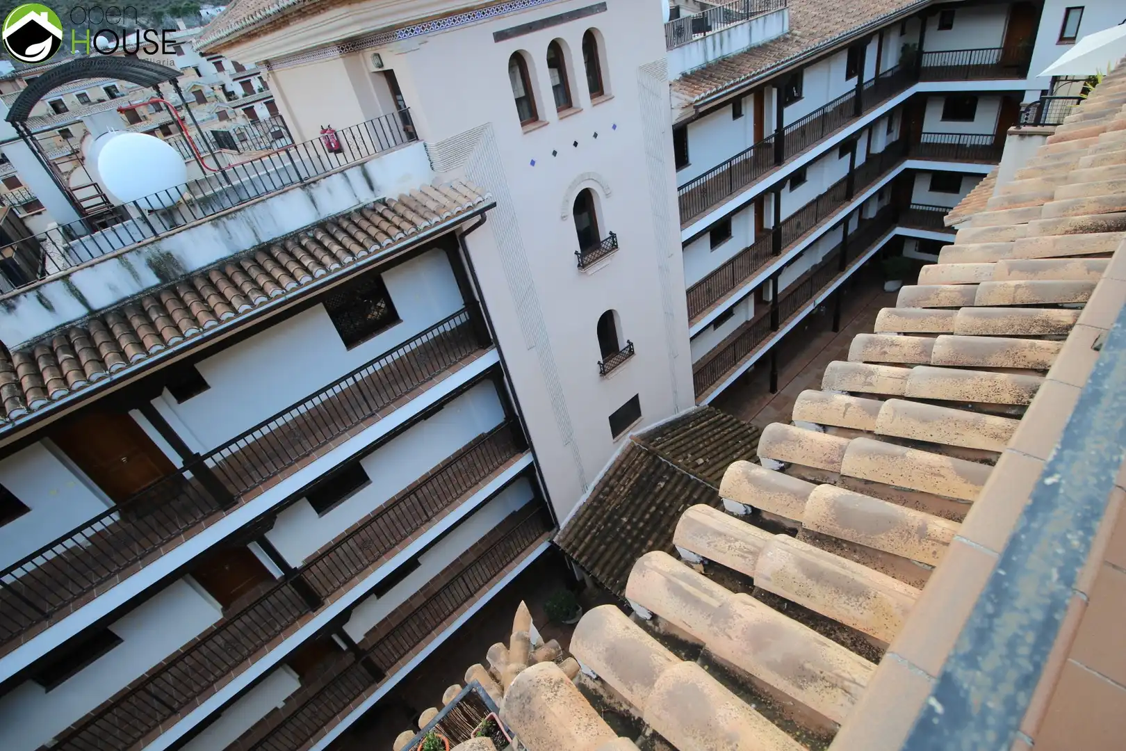 Vista exterior de Àtic de lloguer en Monachil amb Aire condicionat, Calefacció i Terrassa