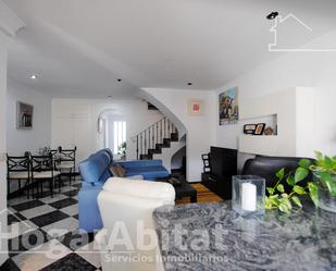 Sala d'estar de Casa adosada en venda en Barx amb Aire condicionat, Terrassa i Balcó