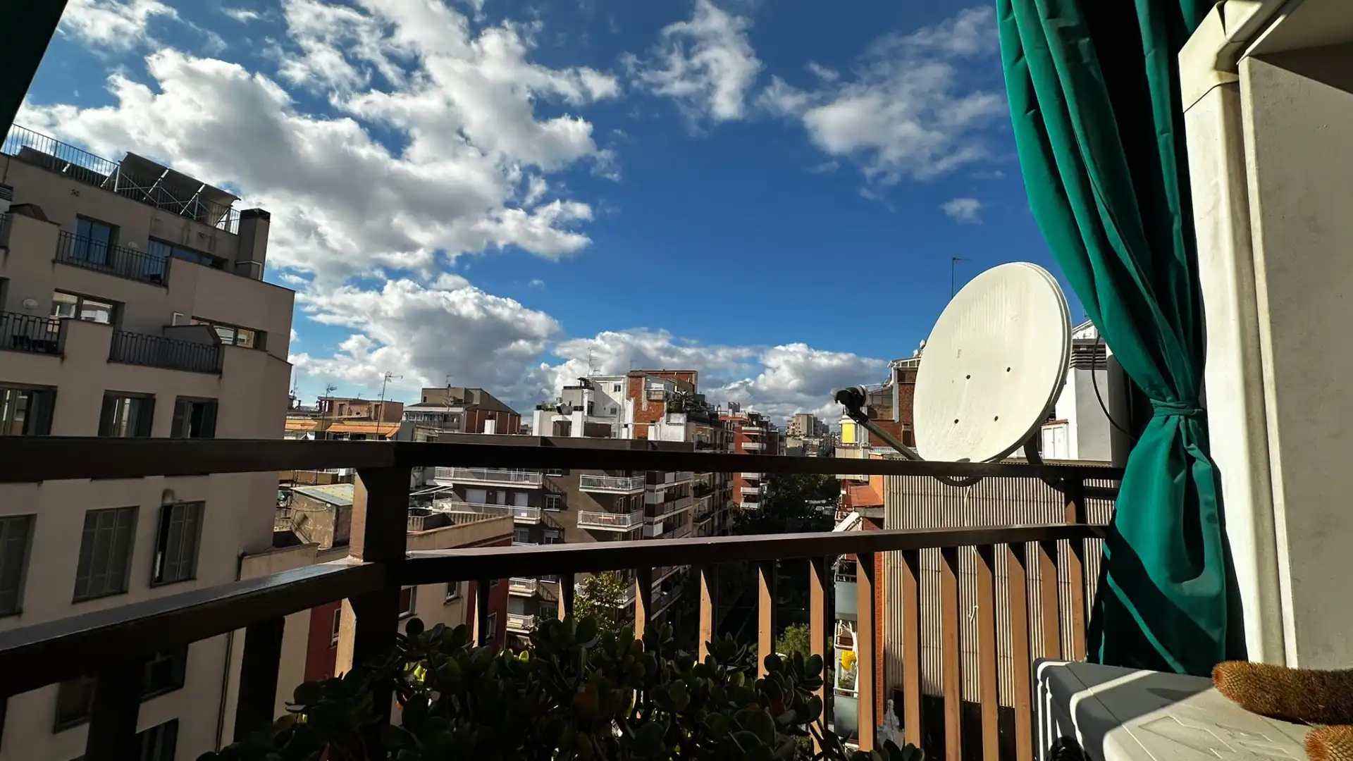 Flat for sale in Carrer de Sants, Sants-Badal