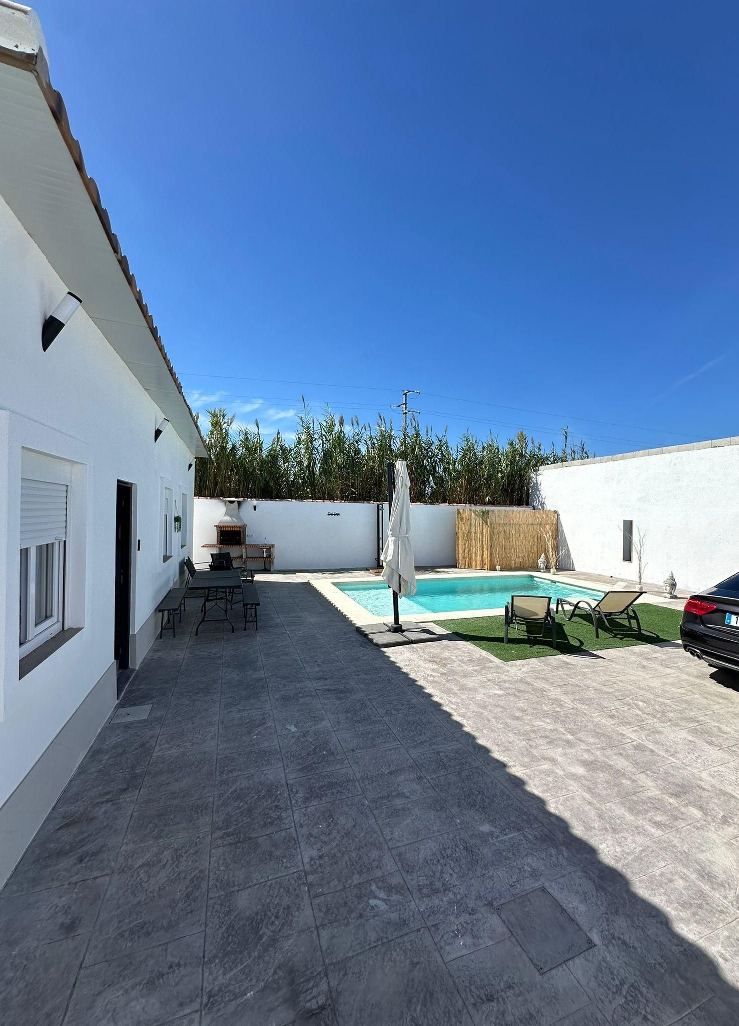 Piscina de Casa o chalet en venta en Chiclana de la Frontera