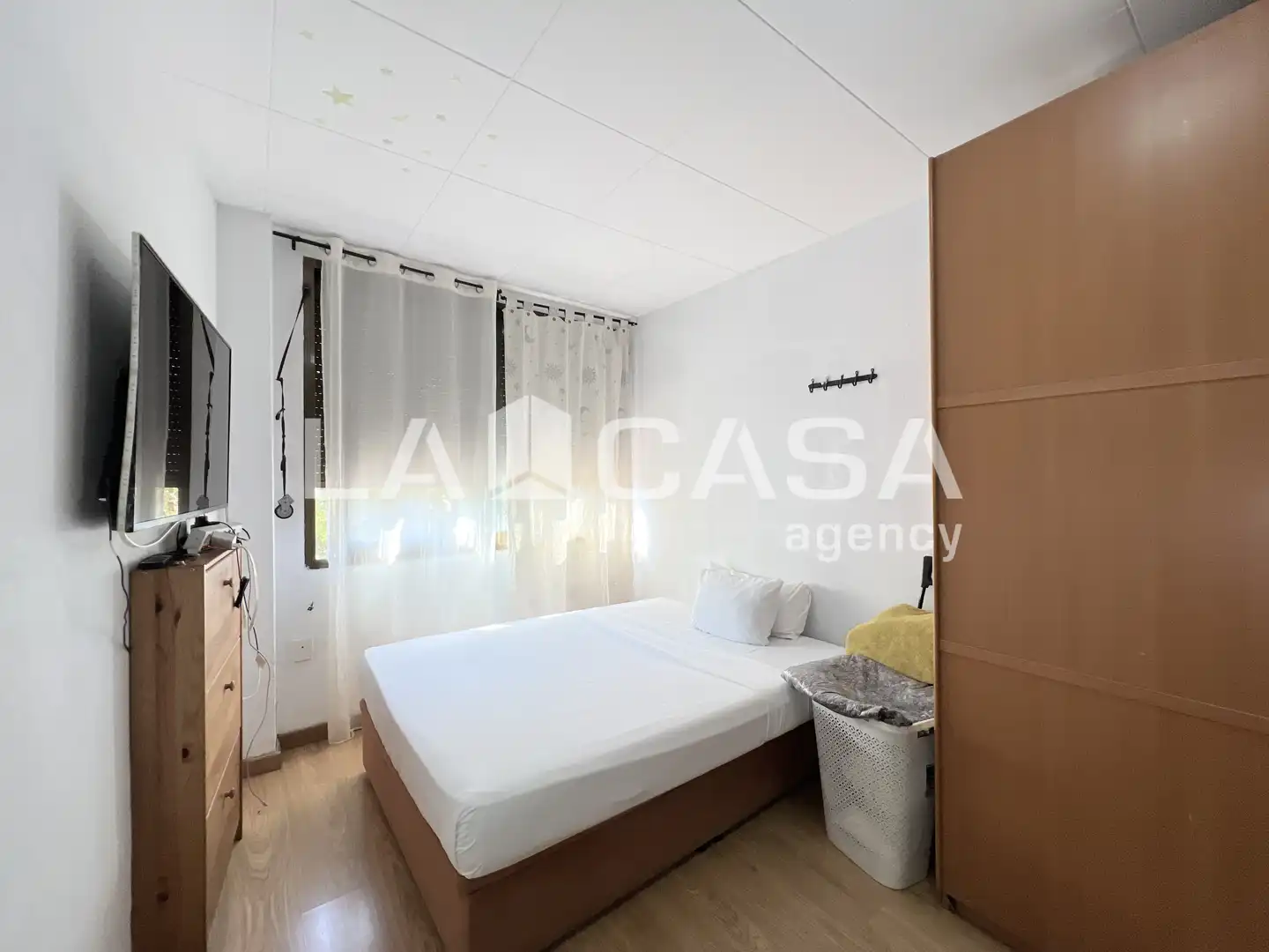 Habitación de Piso en venta en Badalona con Calefacción