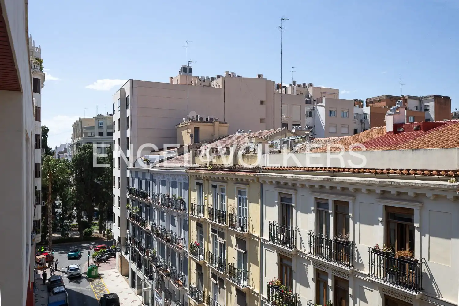 Vista exterior de Piso en venta en Valencia con Aire acondicionado, Calefacción y Trastero