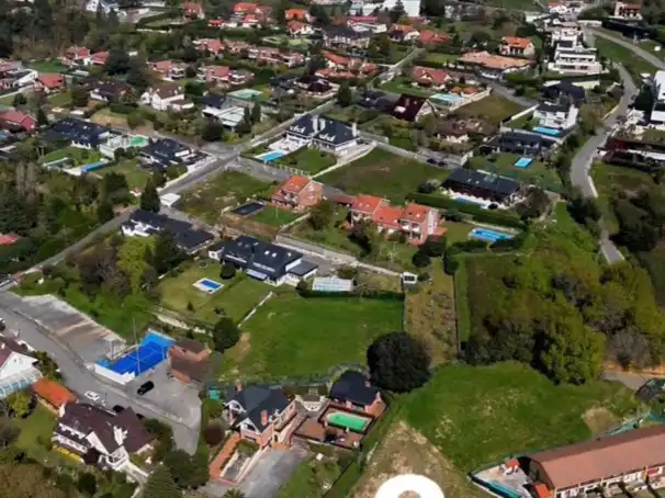 Außenansicht von Residential zum Verkauf in Piélagos