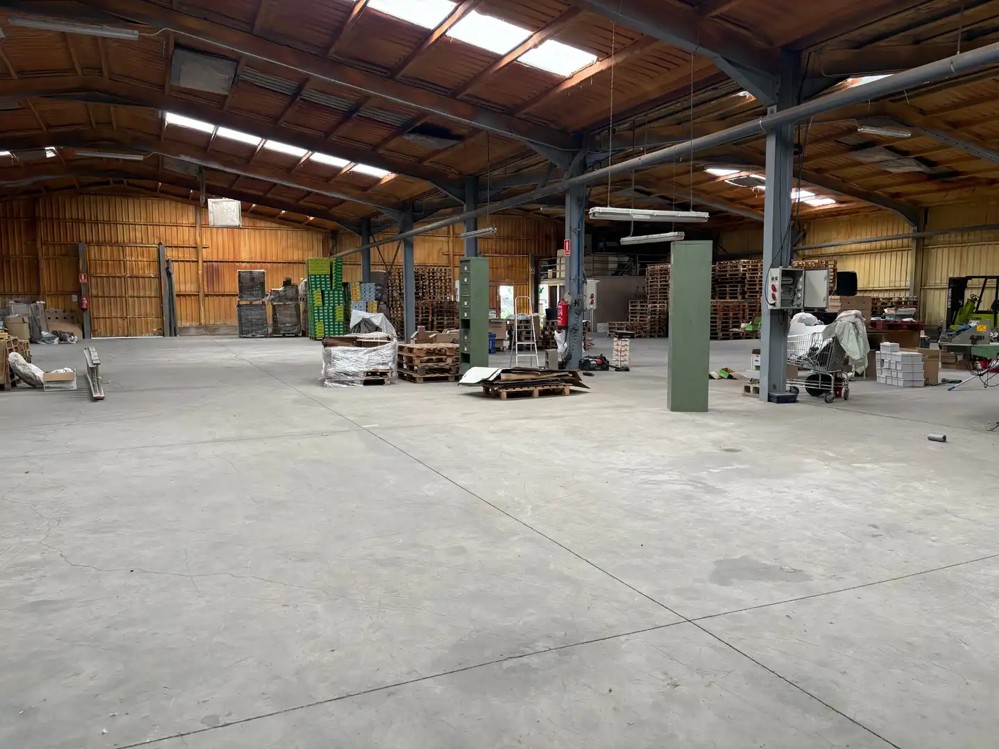 Nau industrial en venda a Quel, imagen 4