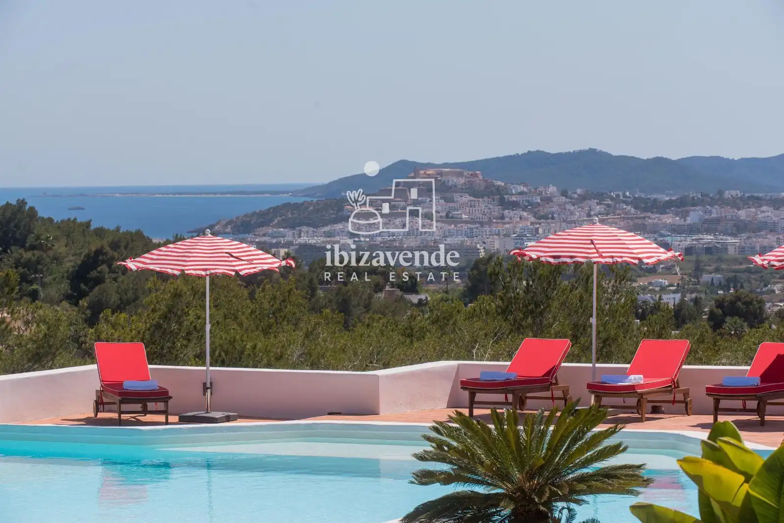 Casa o chalet de alquiler en Santa Eulària des Riu con Aire acondicionado, Calefacción y Terraza