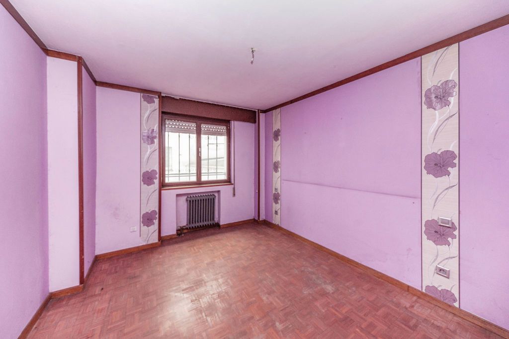 Habitación de Piso en venta en Avilés