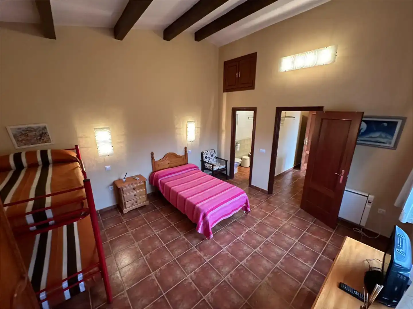 Schlafzimmer von Wohnung zur Miete in Valverde de Leganés mit Klimaanlage, Privatgarten und Schwimmbad