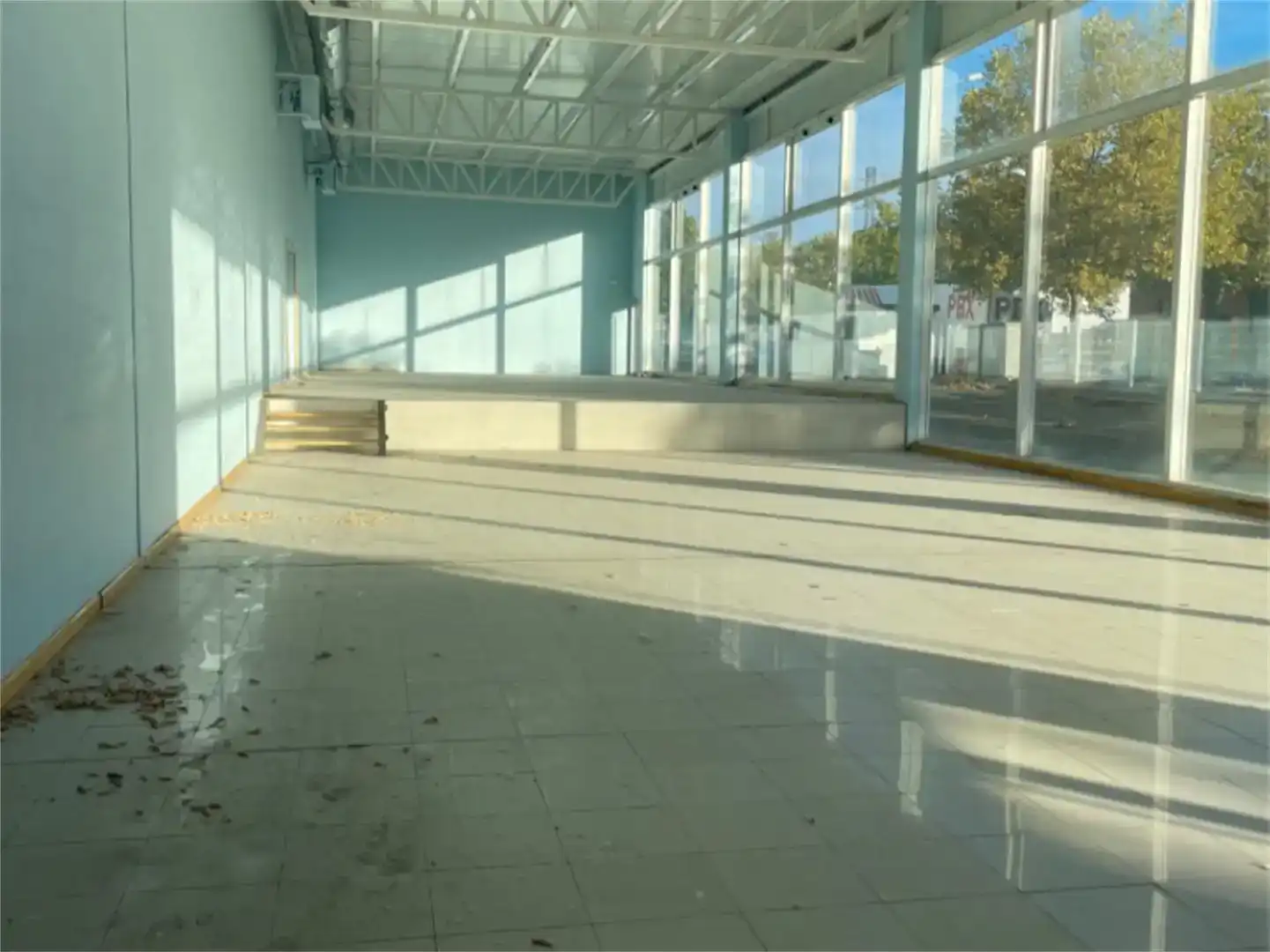 Nau industrial de lloguer en  Logroño