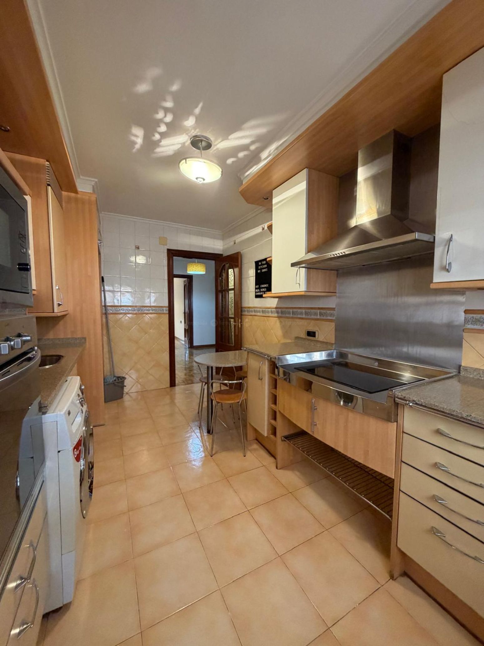 Cocina de Piso de alquiler en Gijón  con Calefacción y Parquet