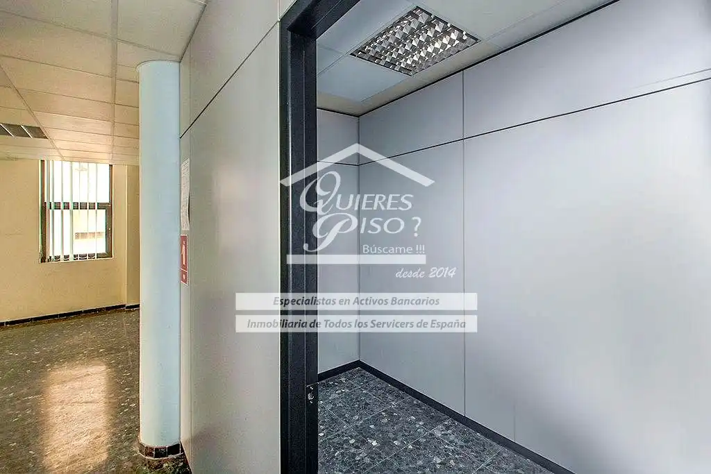 Office space with lift for sale in Calle Veintinueve de Abril, imagen 18