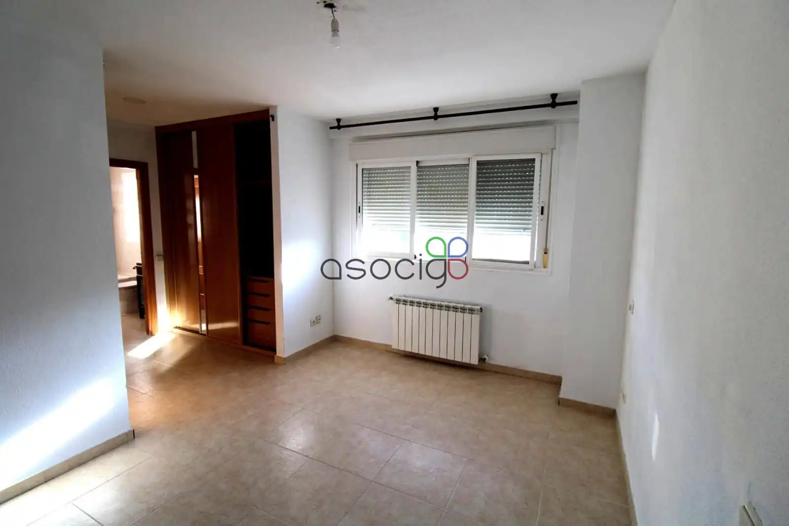 Habitación de Casa adosada en venta en Azuqueca de Henares con Calefacción