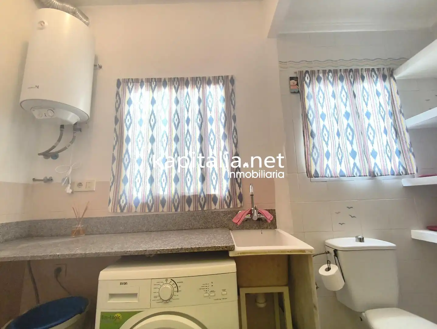 Bedroom of Flat for sale in Otos