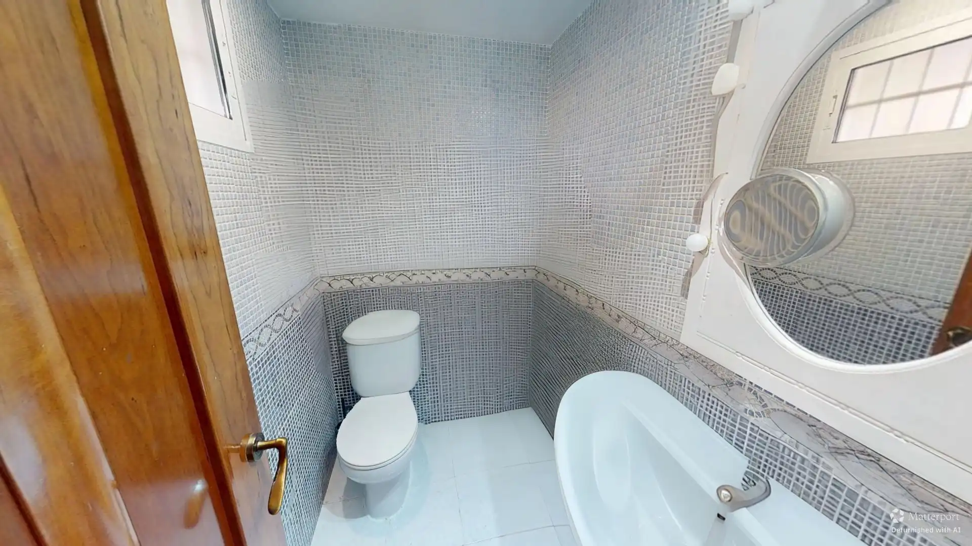 Badezimmer von Maisonette zum Verkauf in Alicante / Alacant mit Klimaanlage, Terrasse und Abstellraum